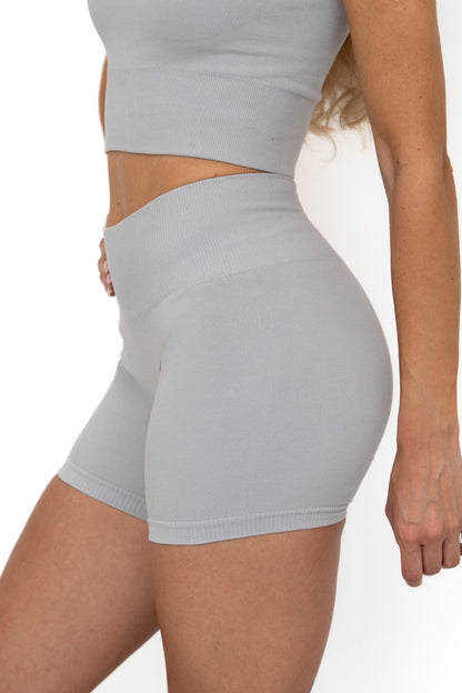 Ripped Essential Short - Hellgrau