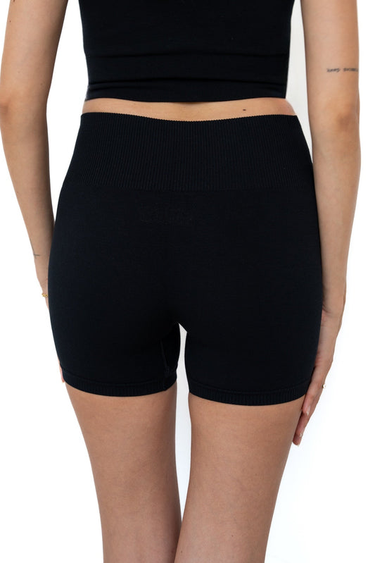 Ripped Essential Short - Schwarz
