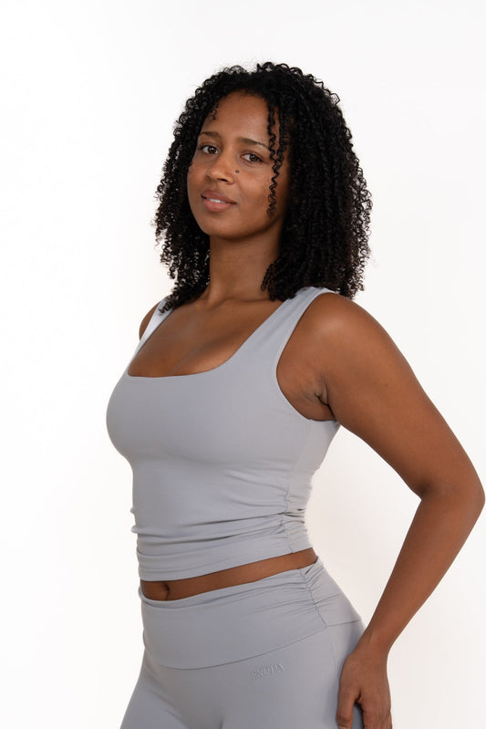 Gathered Essential Top - Grau