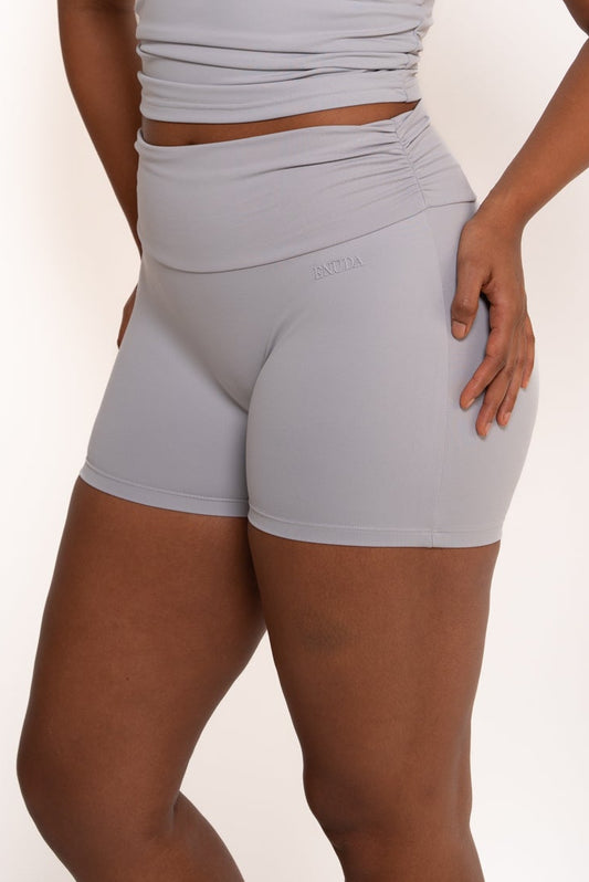 Gathered Essential Shorts ohne Scrunch - Grau