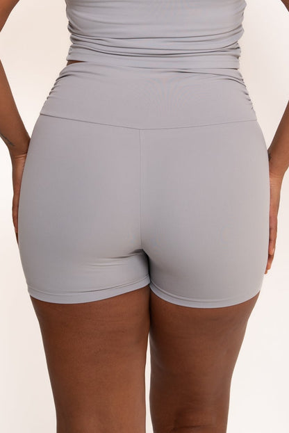 Gathered Essential Shorts ohne Scrunch - Grau