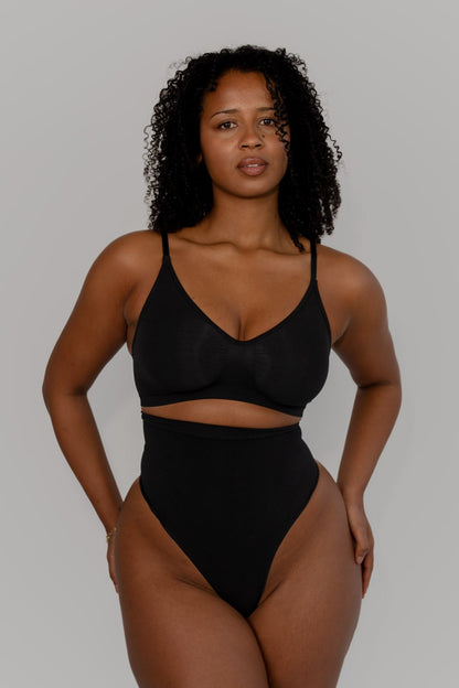 Defined Shape Bralette - Schwarz